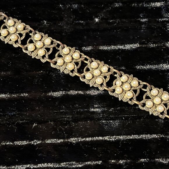 Vintage Silver Tone & Copper Filigree Tiny Faux Pearl Panel Bracelet - Picture 3 of 8